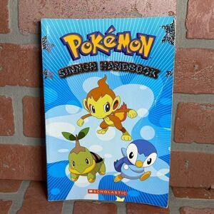 The Official Pokemon Sinnoh Handbook 2007 Scholastic Tracy West 1st printing